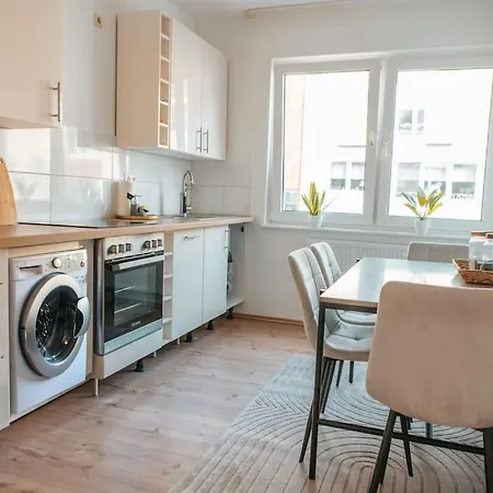 Apartment Bright & Grey - Netflix - - Wifi - 4 Person