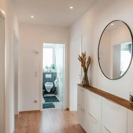 Bright & Grey - Netflix - - Wifi - 4 Person