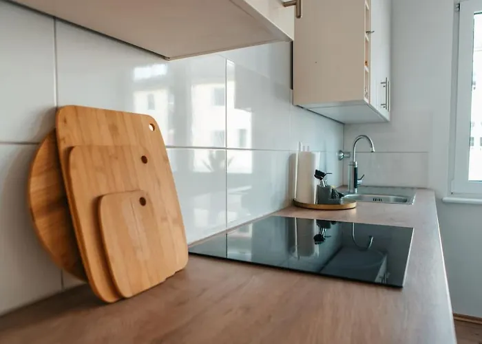 Bright & Grey - Netflix - - Wifi - 4 Person Lejlighed