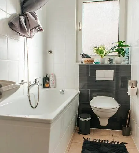 Bright & Grey - Netflix - - Wifi - 4 Person Lejlighed *